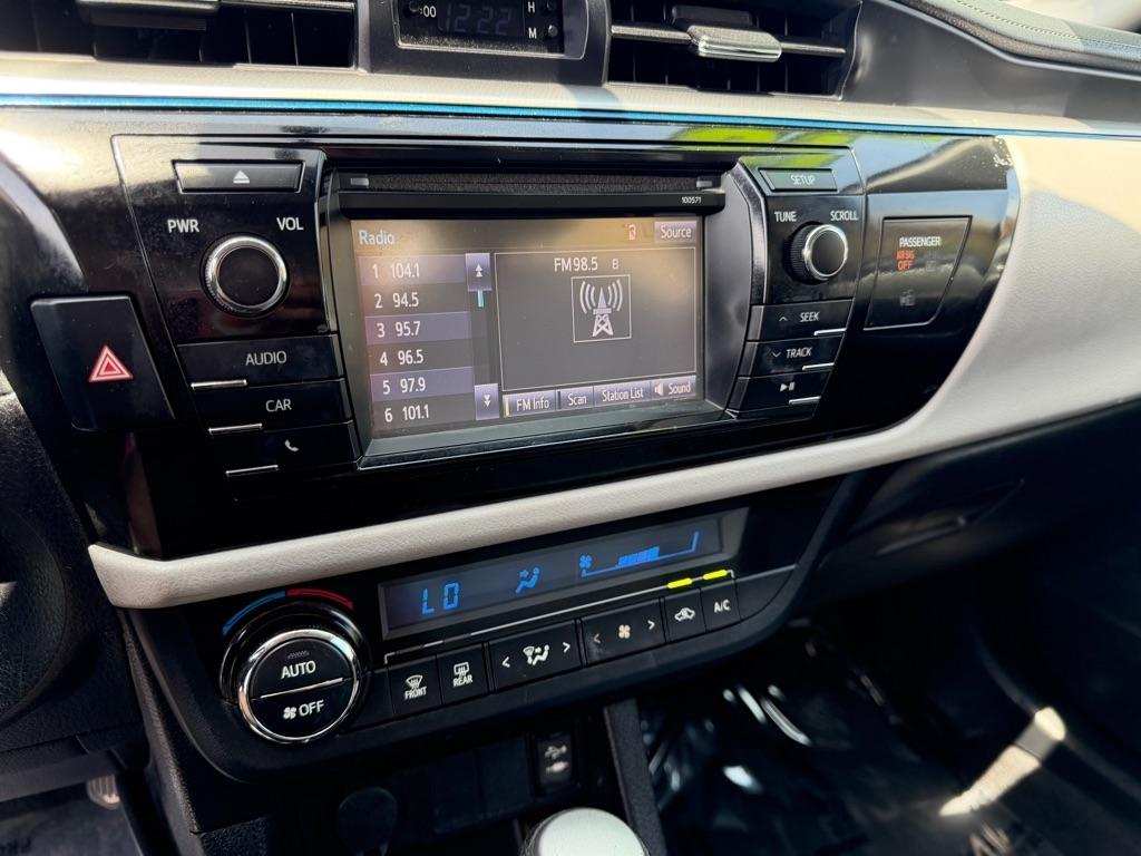 Toyota Corolla LE CVT 2016