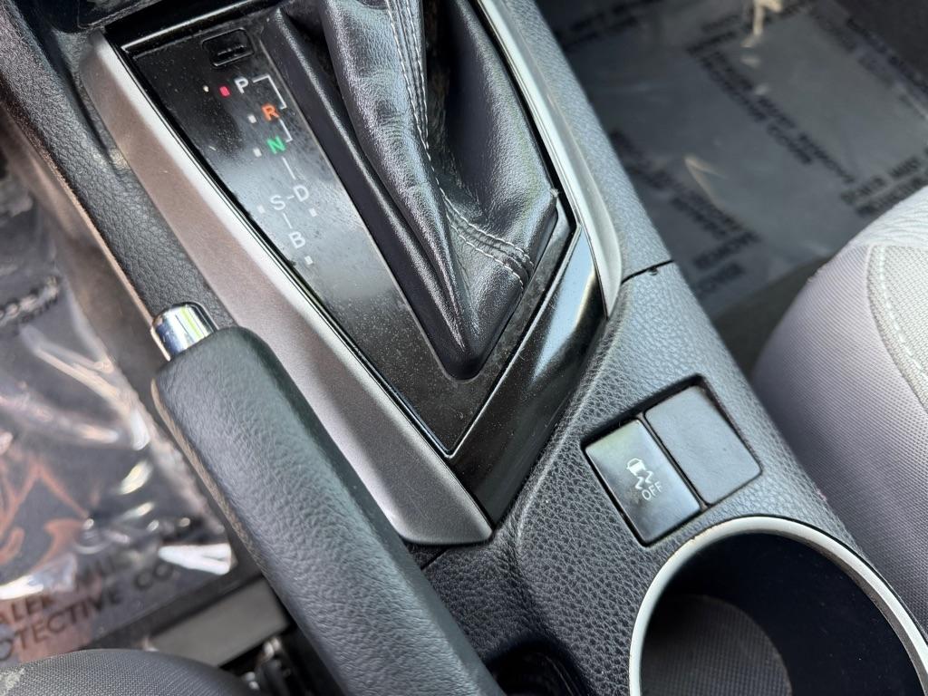 Toyota Corolla LE CVT 2016