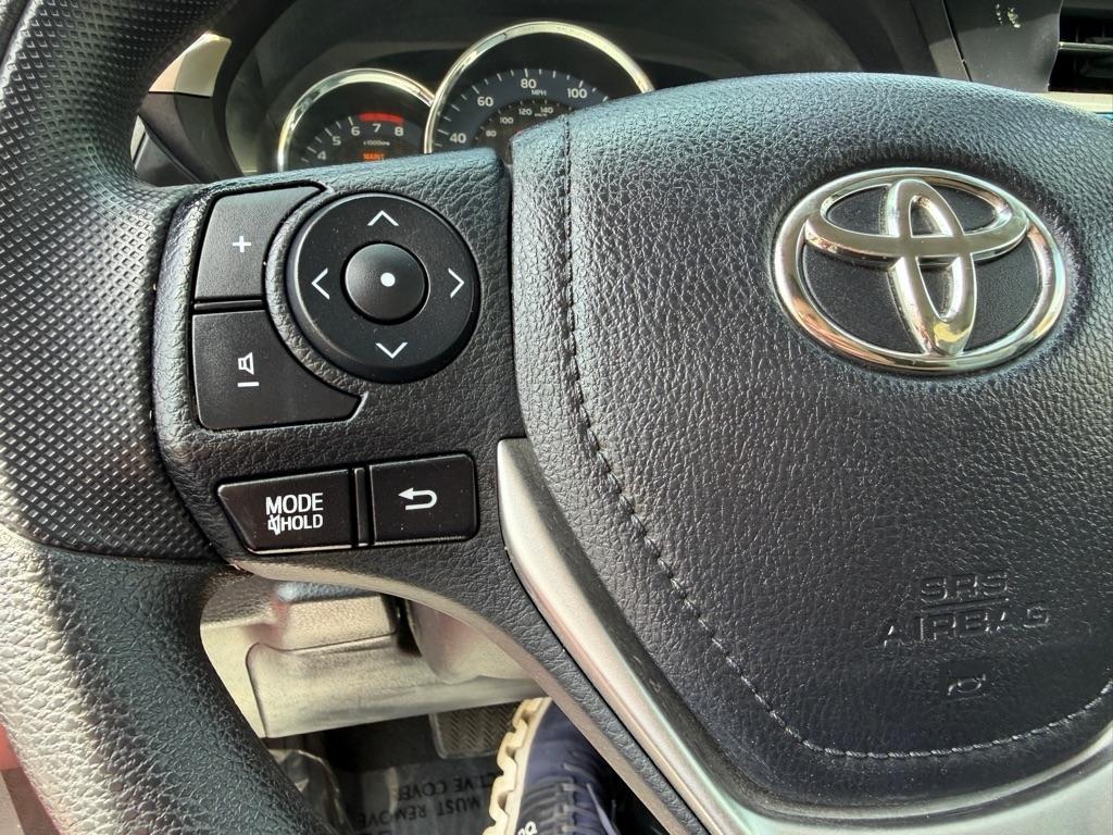 Toyota Corolla LE CVT 2016