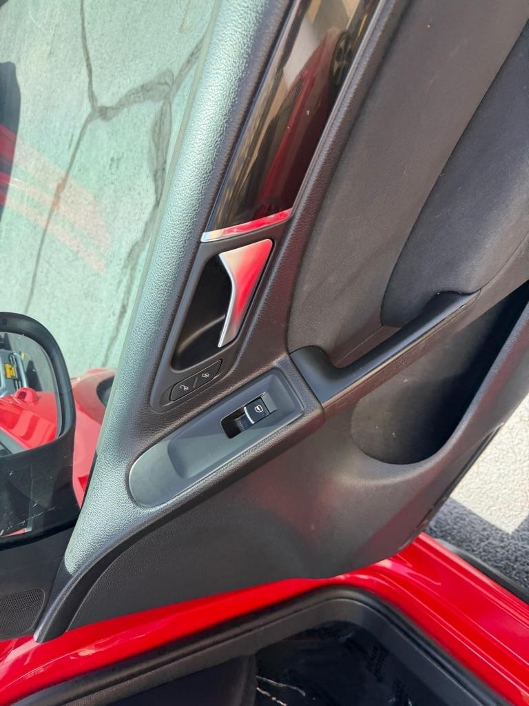Volkswagen GTI 4-door 2013