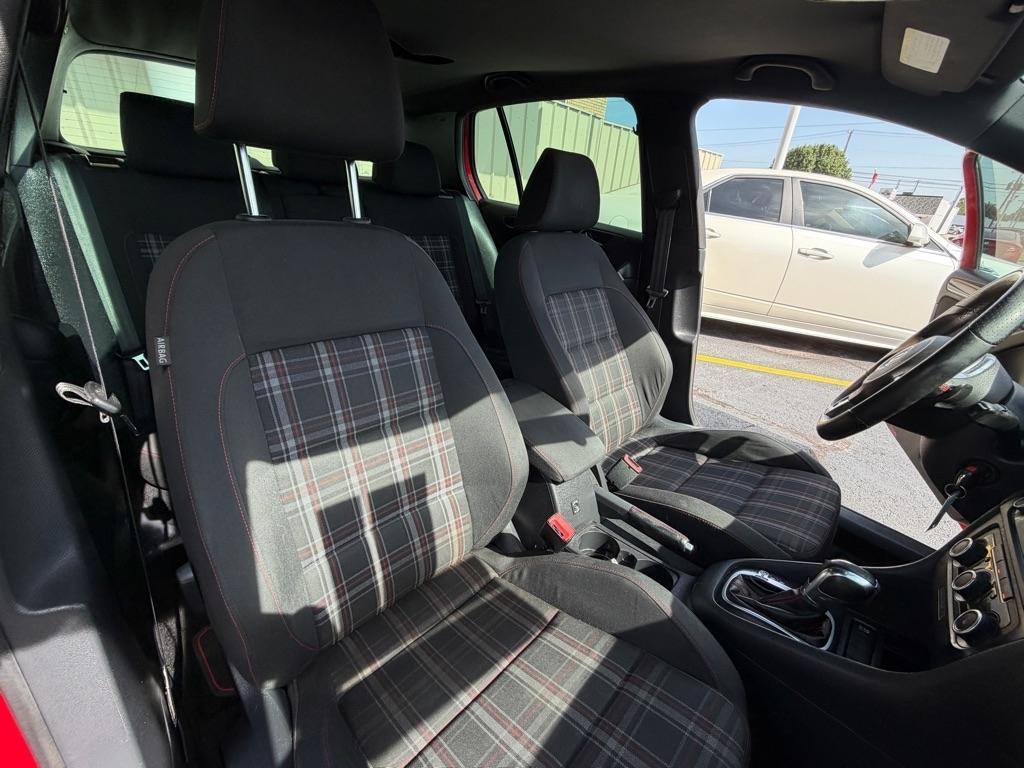 Volkswagen GTI 4-door 2013
