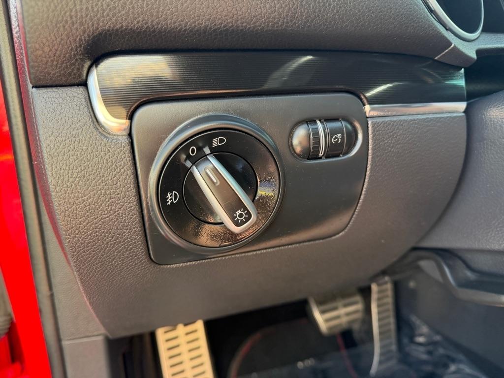 Volkswagen GTI 4-door 2013