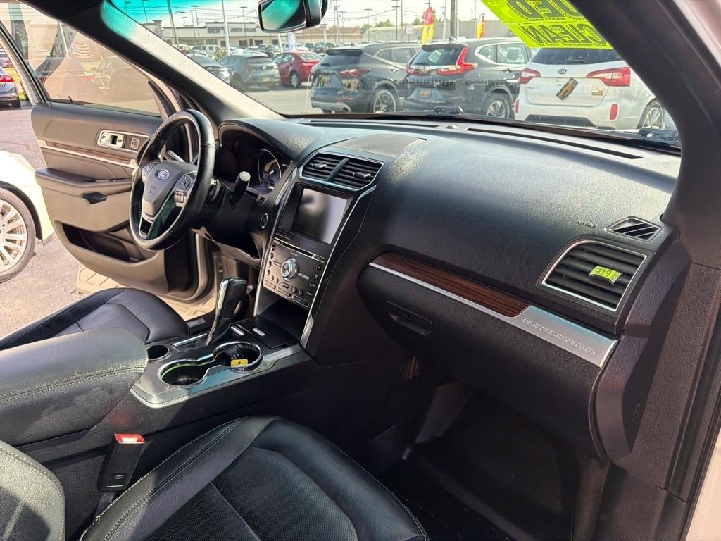 Ford Explorer Limited FWD 2016
