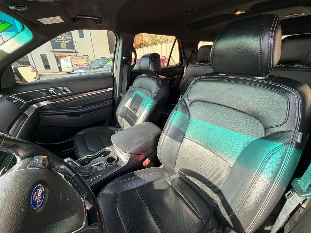 Ford Explorer Limited FWD 2016