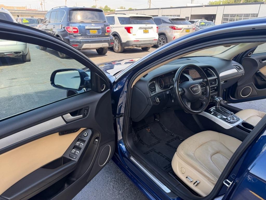 Audi A4 2.0T Sedan quattro Tiptronic 2013