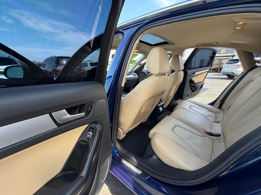 Audi A4 2.0T Sedan quattro Tiptronic 2013