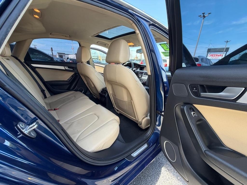 Audi A4 2.0T Sedan quattro Tiptronic 2013