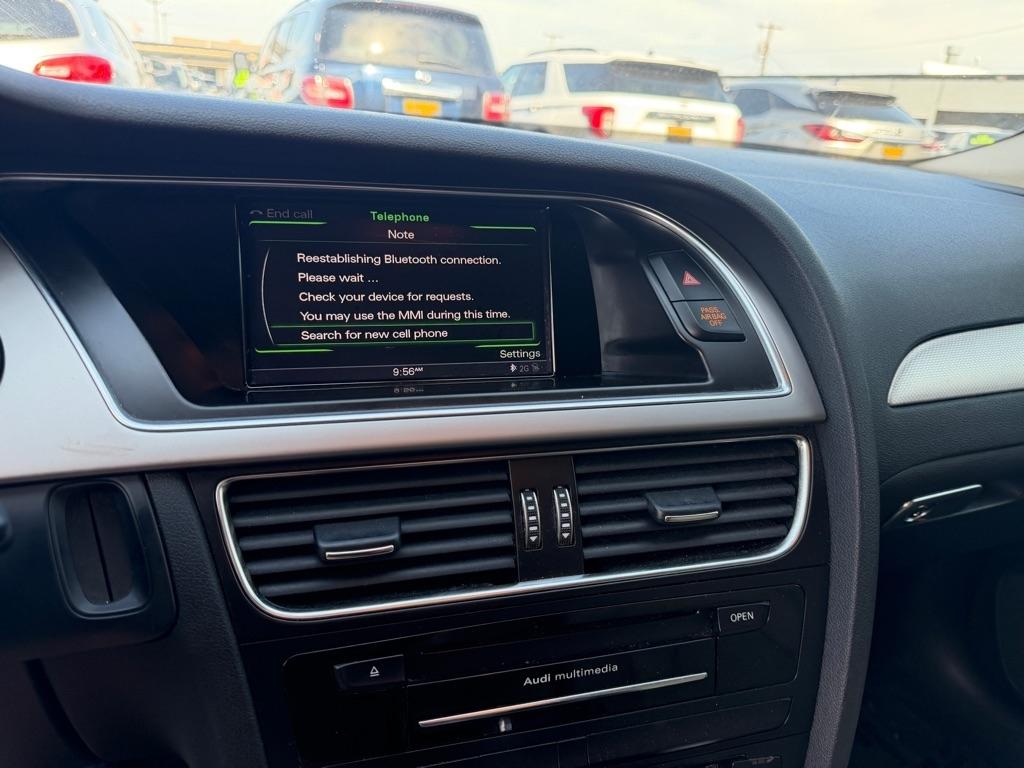 Audi A4 2.0T Sedan quattro Tiptronic 2013
