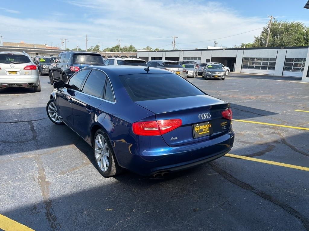 Audi A4 2.0T Sedan quattro Tiptronic 2013