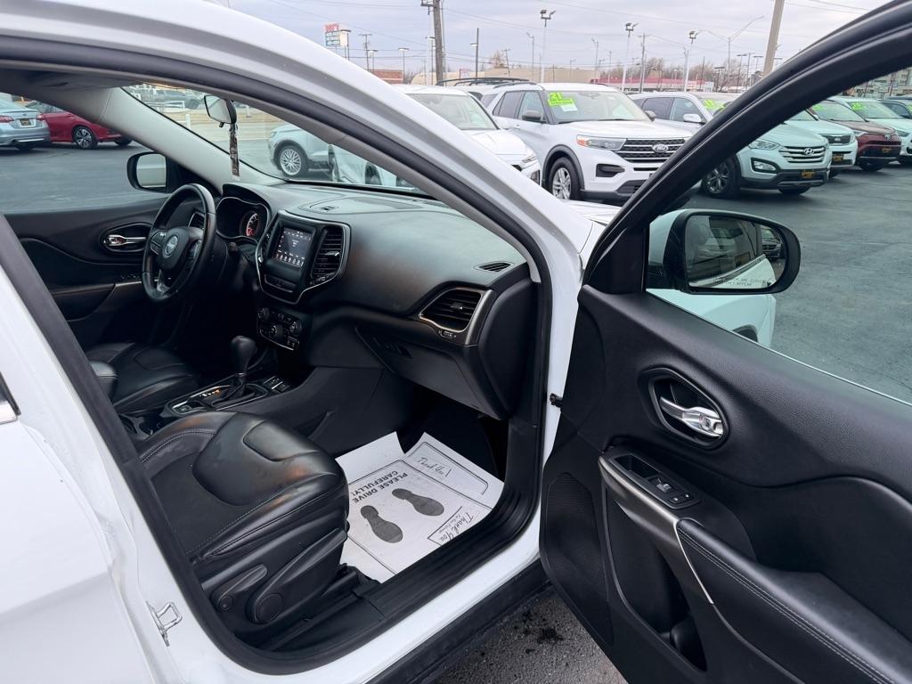 Jeep Cherokee Latitude Plus FWD 2019