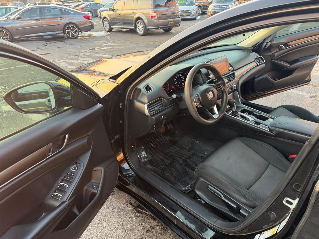 Honda Accord LX CVT 2018