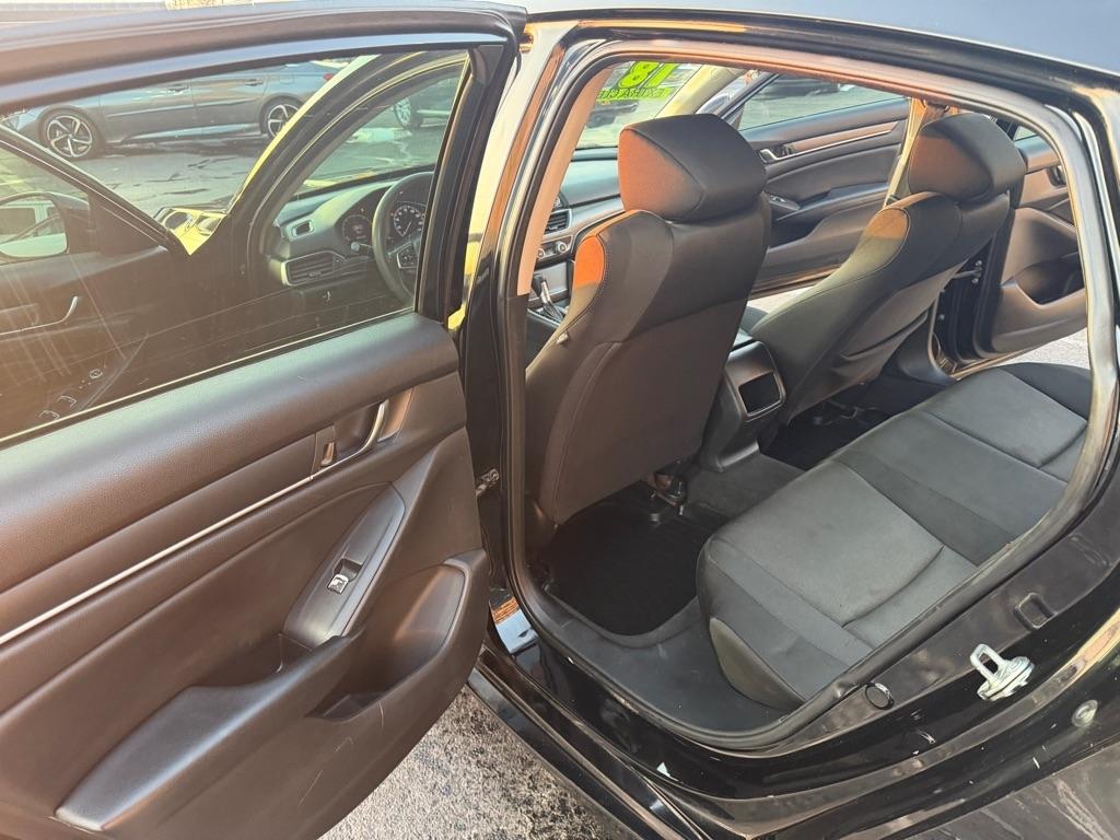 Honda Accord LX CVT 2018