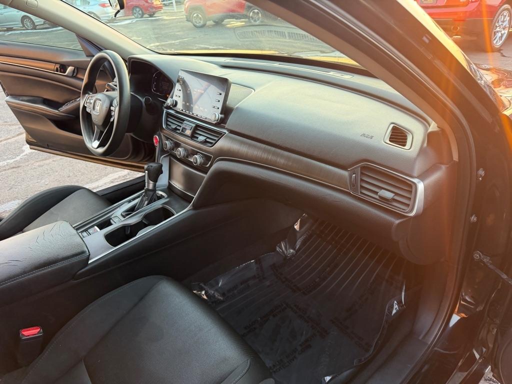 Honda Accord LX CVT 2018