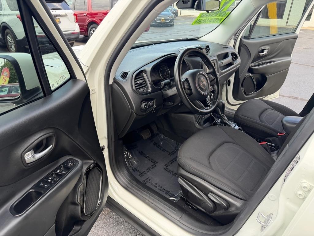 Jeep Renegade Latitude FWD 2017