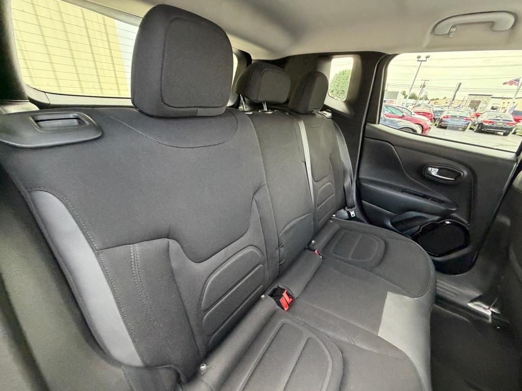 Jeep Renegade Latitude FWD 2017