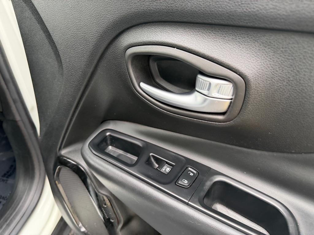 Jeep Renegade Latitude FWD 2017