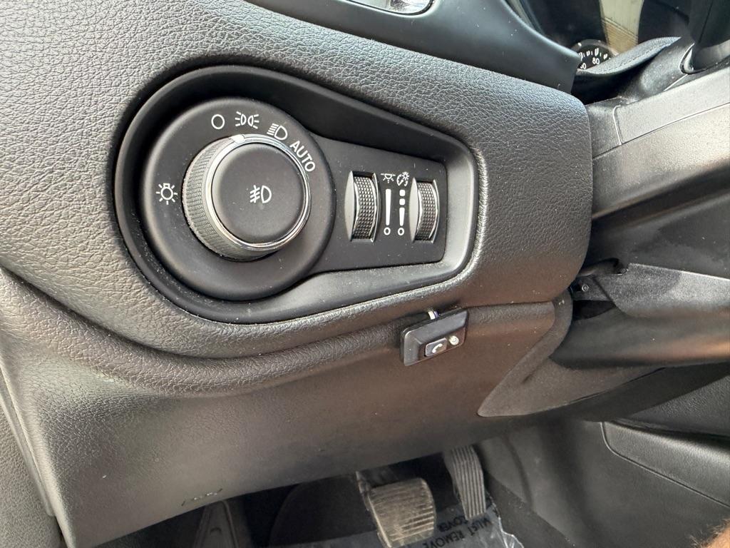 Jeep Renegade Latitude FWD 2017