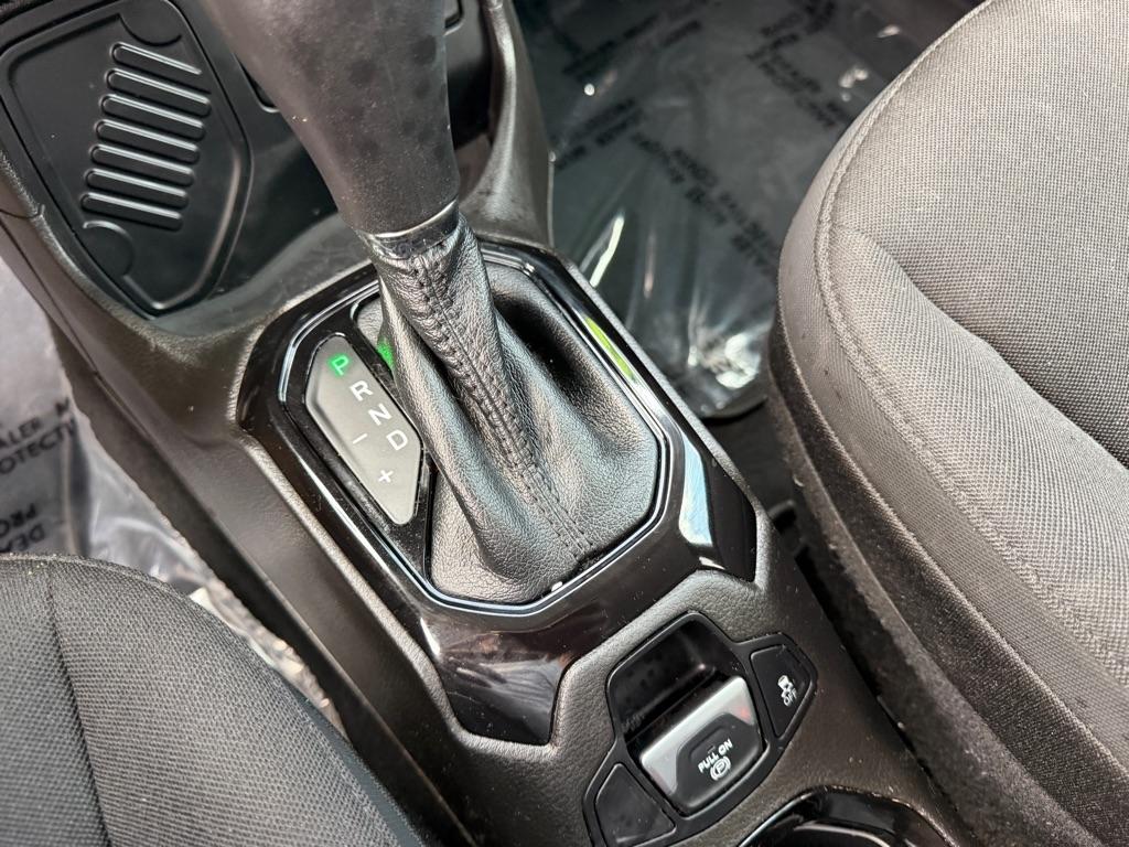 Jeep Renegade Latitude FWD 2017