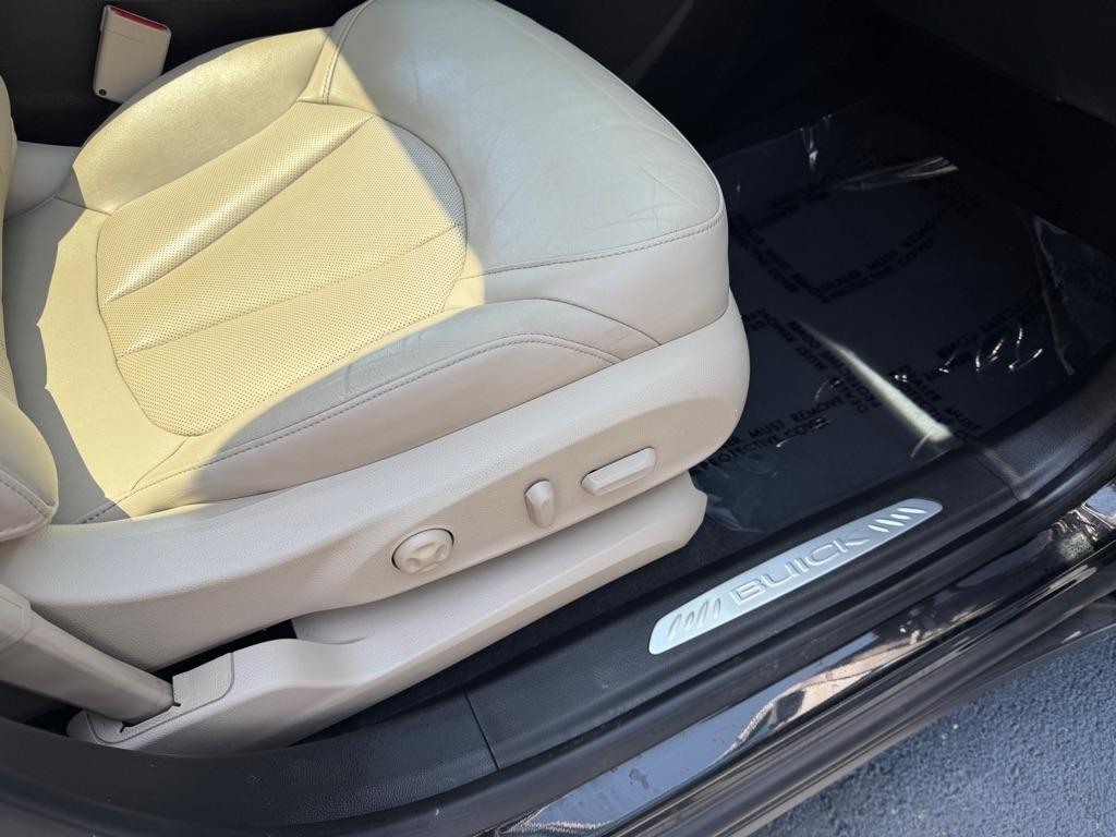 Buick Envision Essense 2017