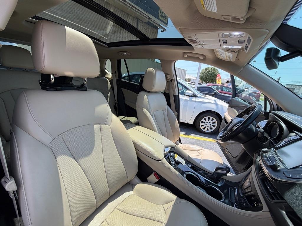 Buick Envision Essense 2017