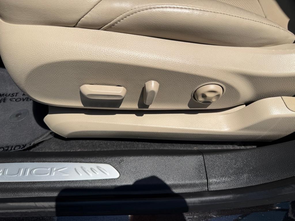 Buick Envision Essense 2017