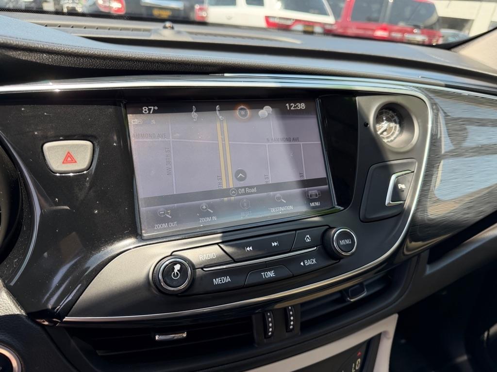 Buick Envision Essense 2017