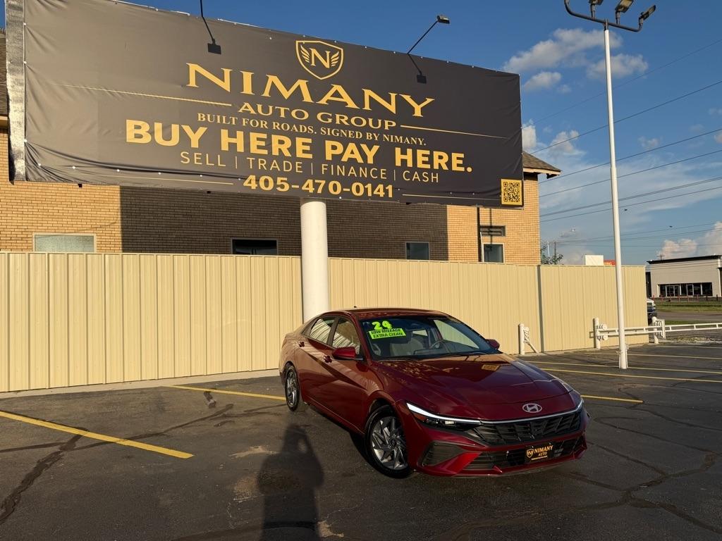 Hyundai Elantra  2024