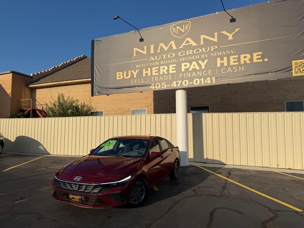 Hyundai Elantra  2024