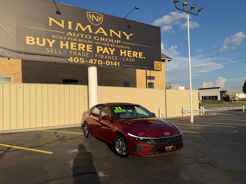 Hyundai Elantra  2024