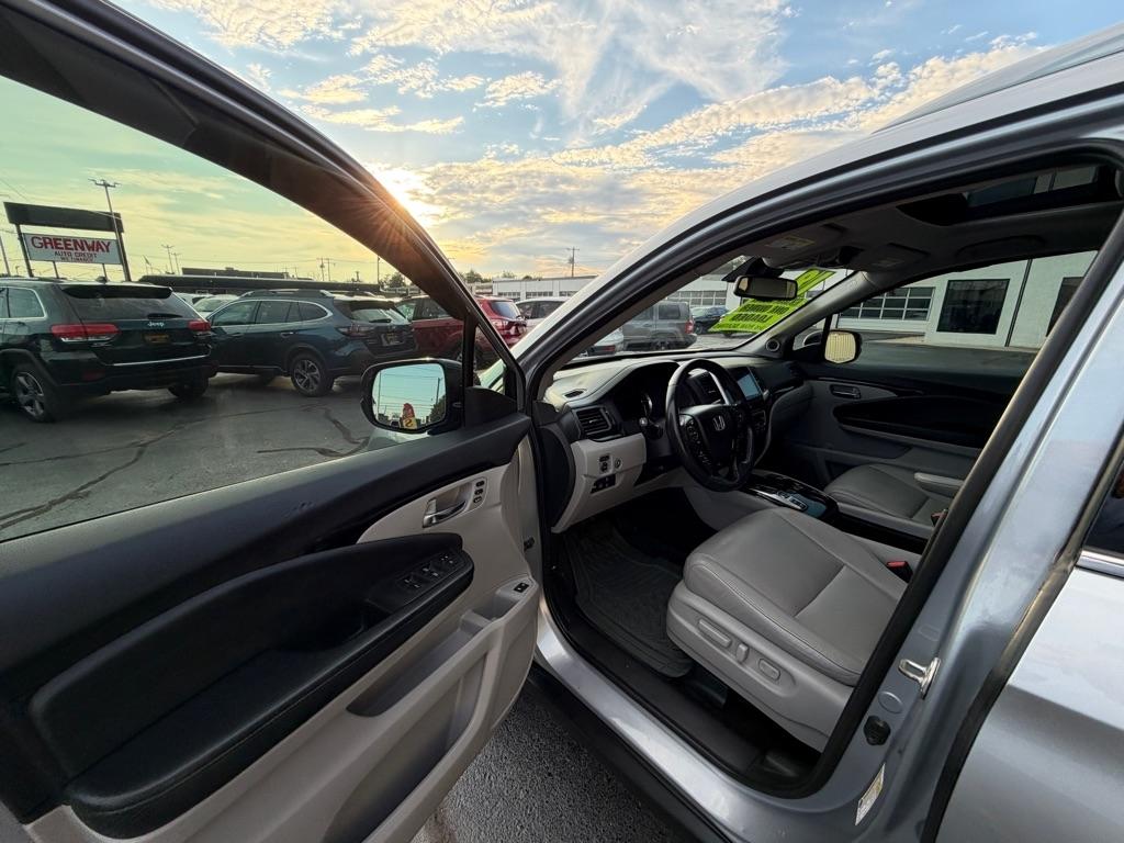 Honda Pilot Touring 2WD 2018