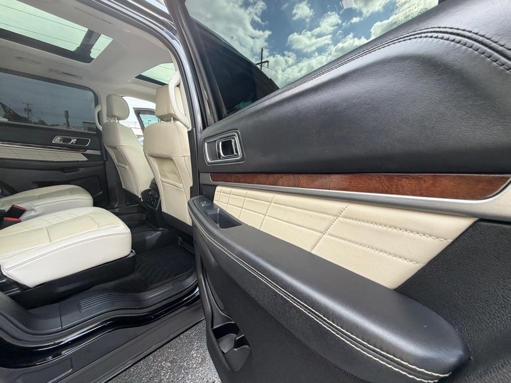 Ford Explorer Platinum AWD 2016