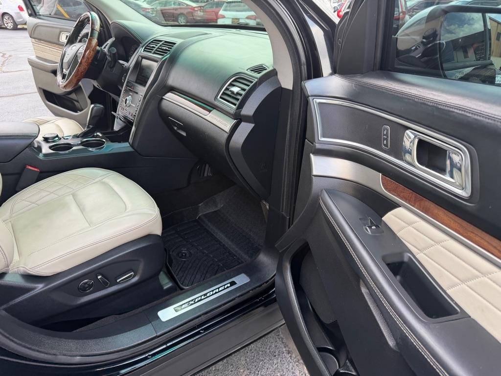 Ford Explorer Platinum AWD 2016