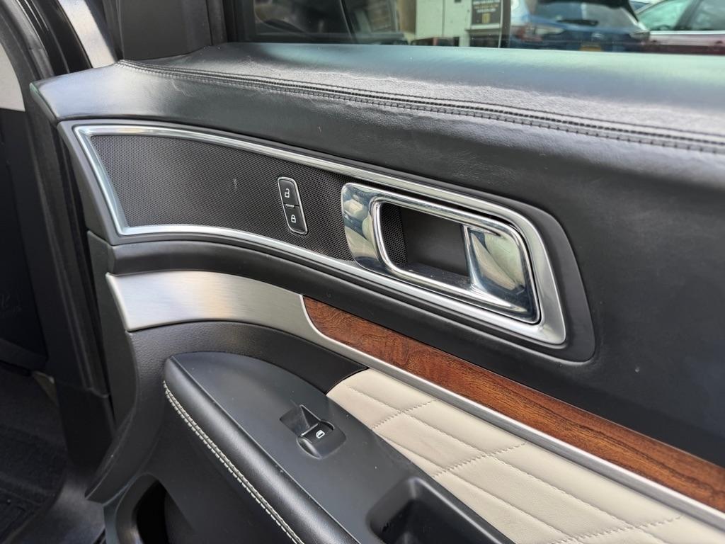 Ford Explorer Platinum AWD 2016
