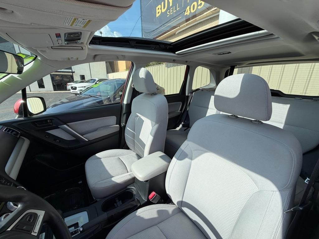 Subaru Forester 2.5i Premium PZEV CVT 2017