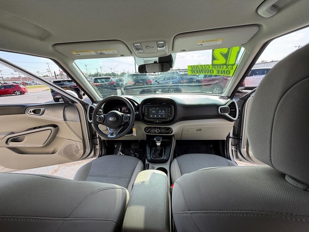 Kia Soul LX CVT 2021