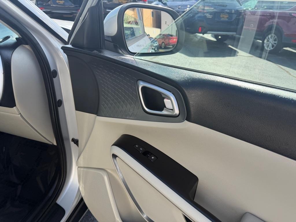 Kia Soul LX CVT 2021