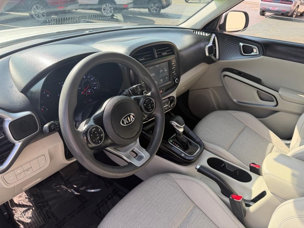 Kia Soul LX CVT 2021