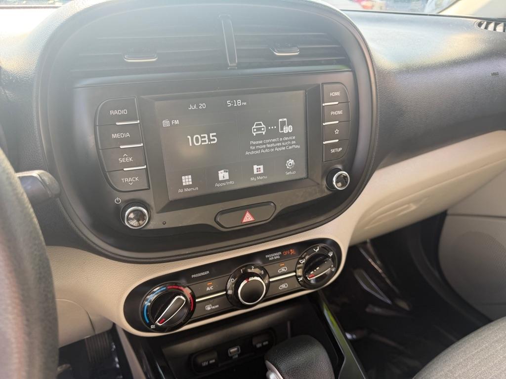 Kia Soul LX CVT 2021