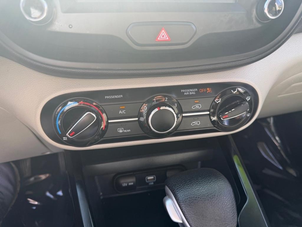 Kia Soul LX CVT 2021