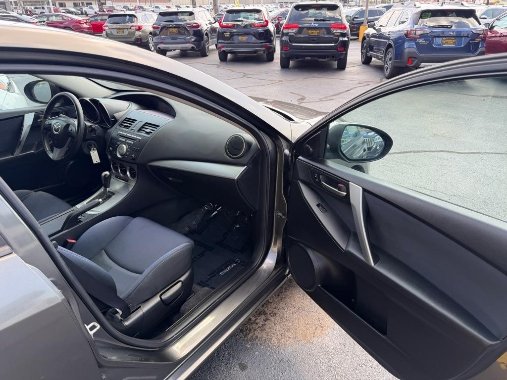 Mazda MAZDA3 s Sport 4-Door 2010