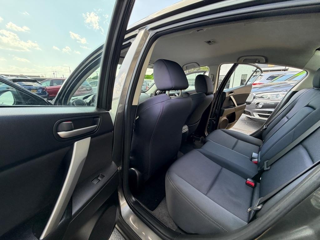 Mazda MAZDA3 s Sport 4-Door 2010