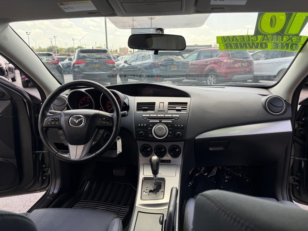 Mazda MAZDA3 s Sport 4-Door 2010