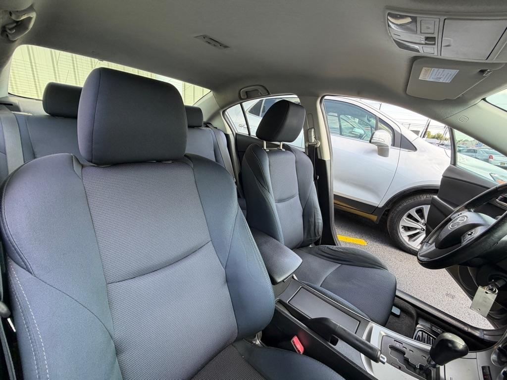 Mazda MAZDA3 s Sport 4-Door 2010