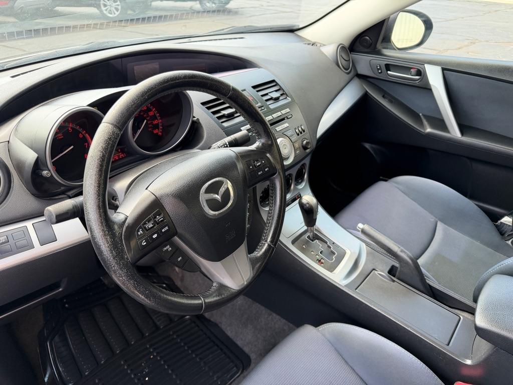 Mazda MAZDA3 s Sport 4-Door 2010