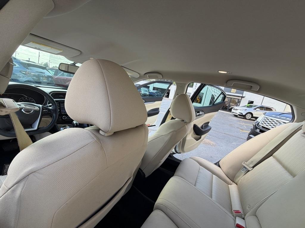 Nissan Maxima 3.5 S 2016