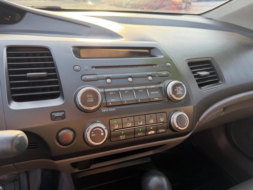 Honda Civic EX-L Coupe 5-Speed AT 2009