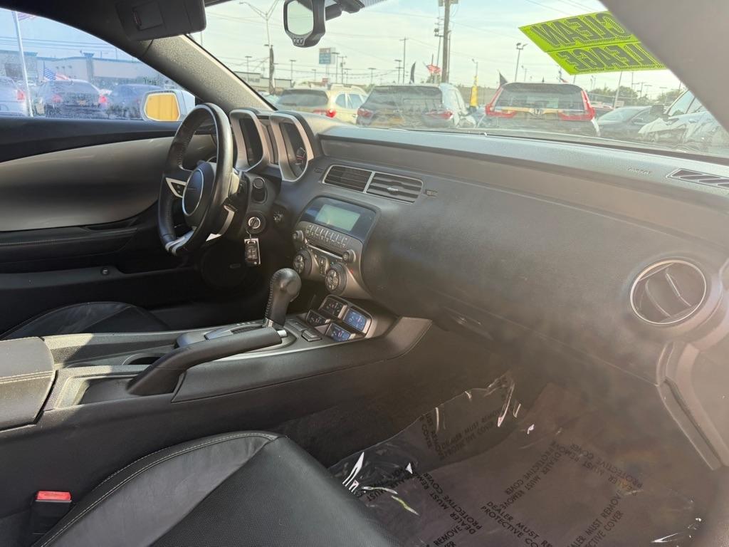 Chevrolet Camaro 2LT Coupe 2011