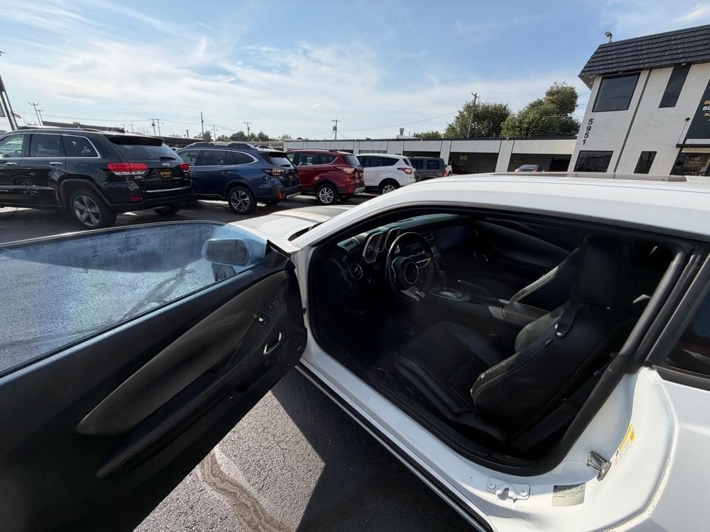 Chevrolet Camaro 2LT Coupe 2011