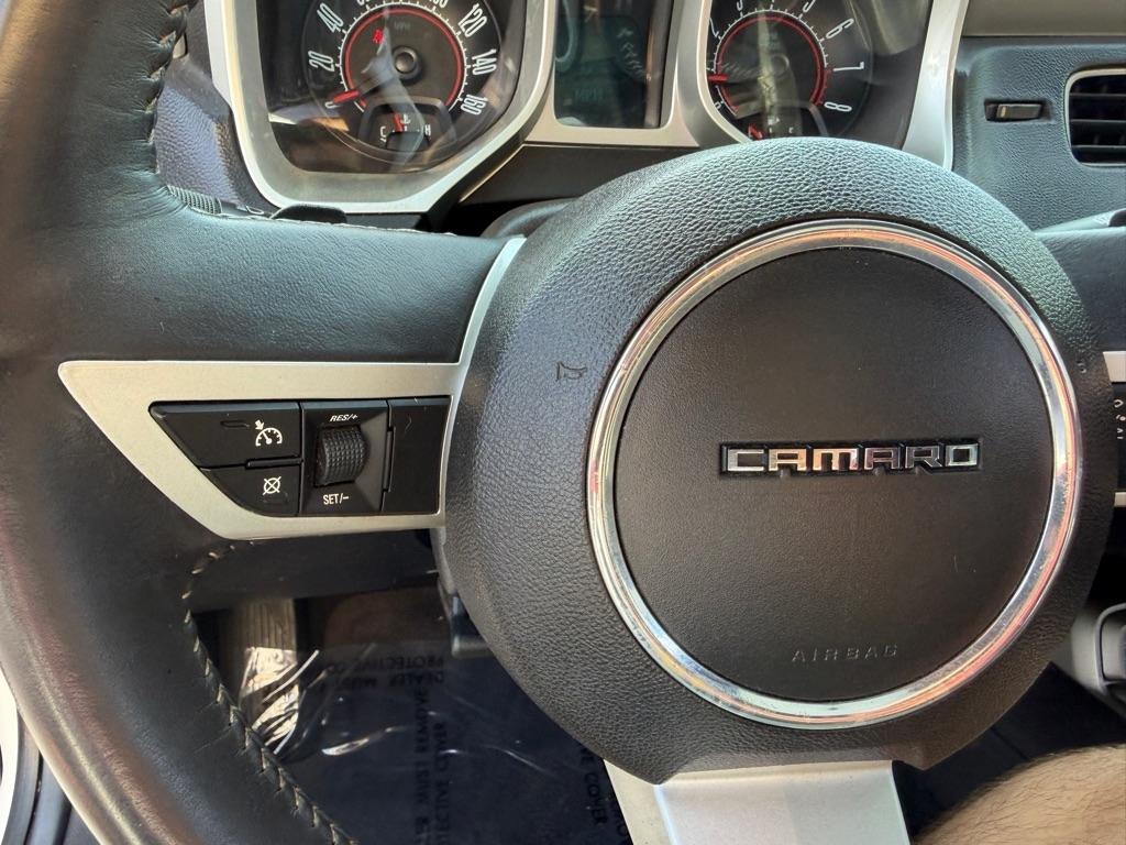 Chevrolet Camaro 2LT Coupe 2011