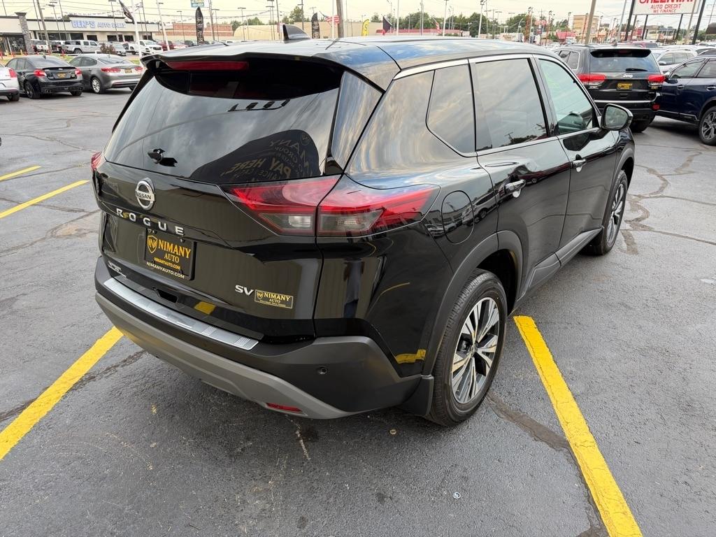 Nissan Rogue SV 2021